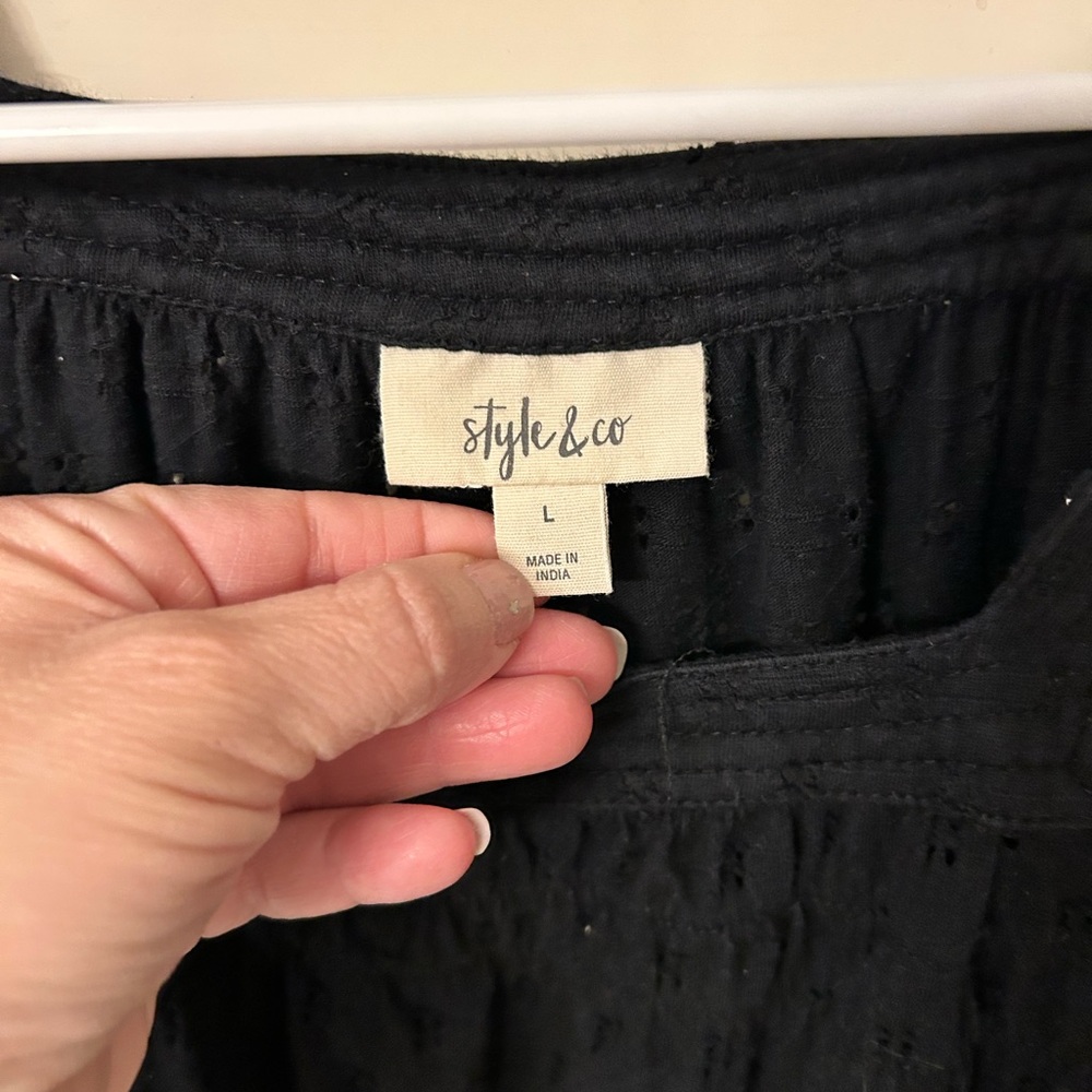 Style & Co. Black eyelet Blouse - Picture 6 of 6